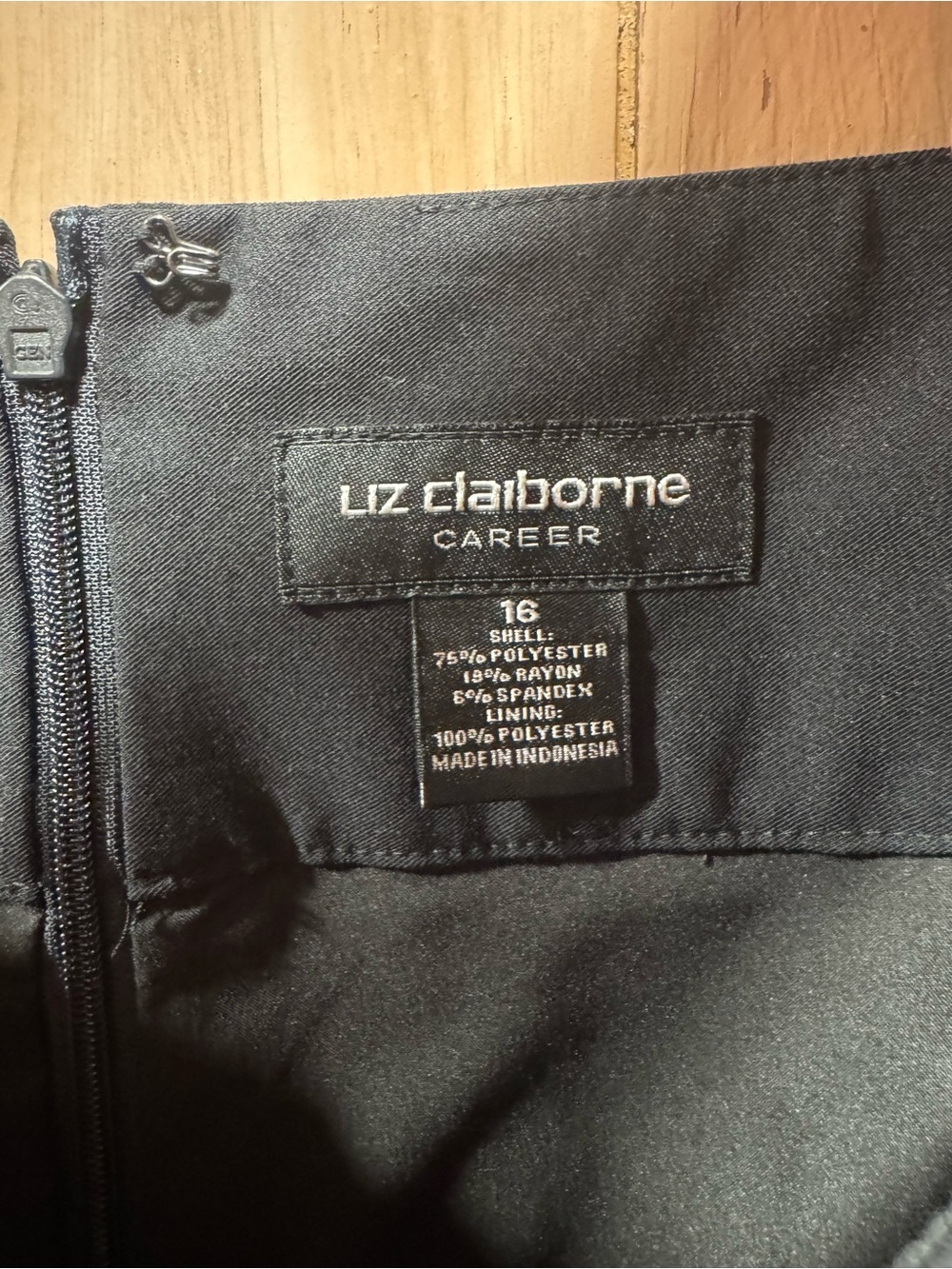 Liz Claiborne Black Women's Pencil Skirt